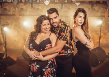 O nome dela é Jennifer